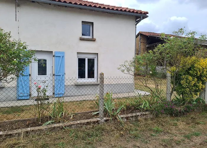 Chez Dede بيت للعطل *